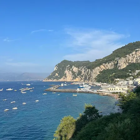 Casa Ricciulella Alloggio in famiglia Capri